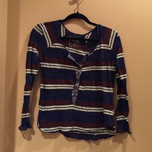 ✨PRICE FIRM✨ Shimmery striped henley top