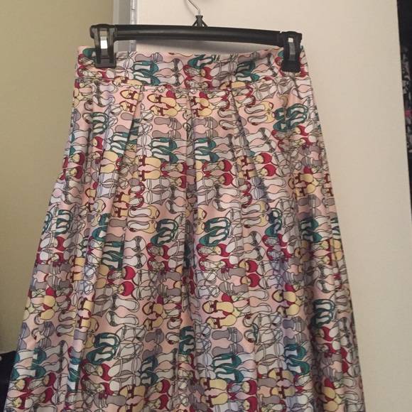 Skirt - Picture 3 of 4