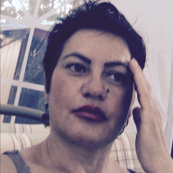 Meet your Posher, Laila