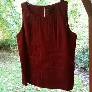 Dana Buchman Sleeveless Red Top