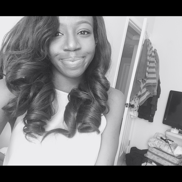 Meet your Posher, Nekeyah - Picture 4 of 5