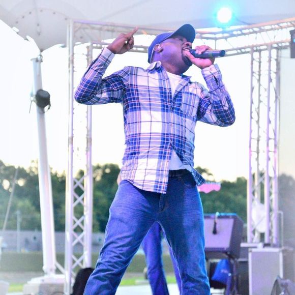 Meet your Posher, Jonathan - Picture 1 of 1