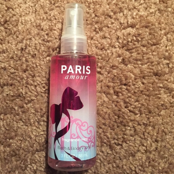 AUTHENTIC Paris Amour Bath & Body Works Perfume