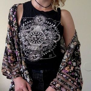 NWOT Sun Print Croppie 🌞