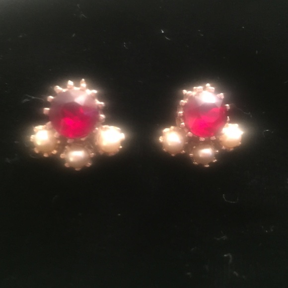 Vintage Red Stone & Faux Pearl Earrings