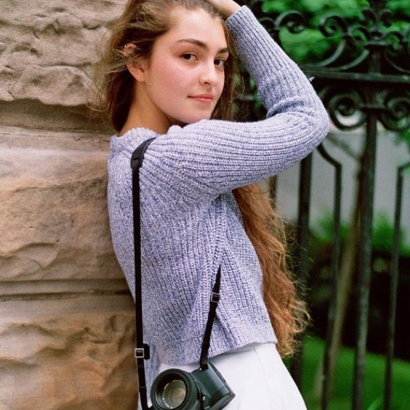 American Apparel Cropped Sweater