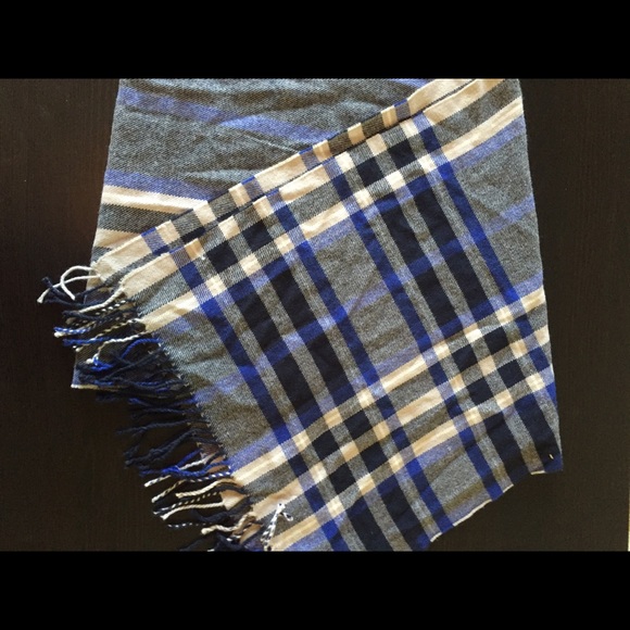 Express plaid scarf