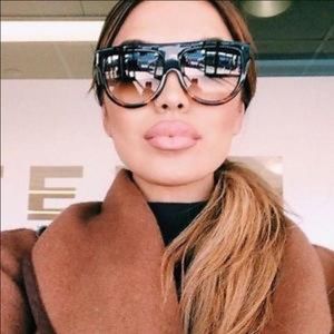 ✨Flat Top Sunglasses ✨