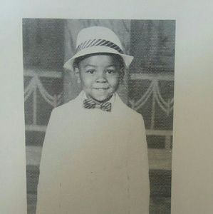 Meet your Posher, Larry