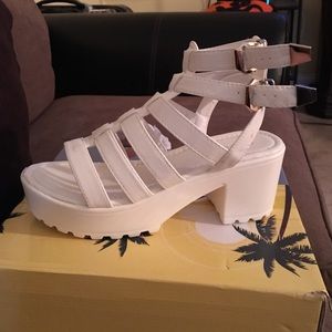 White Chunky sandal