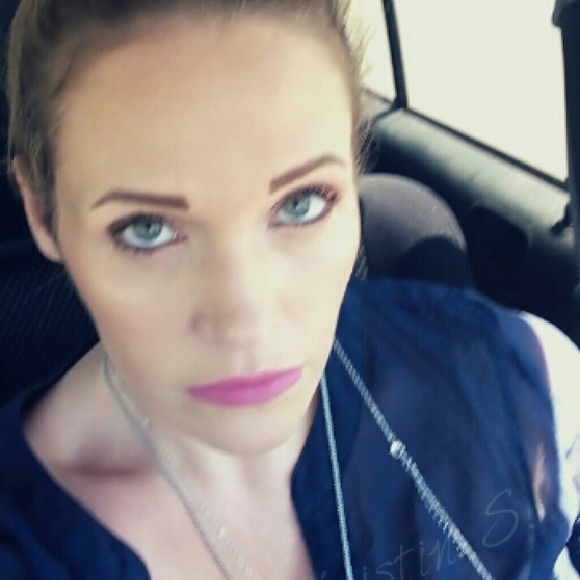 Meet your Posher, Kristin - Picture 1 of 1