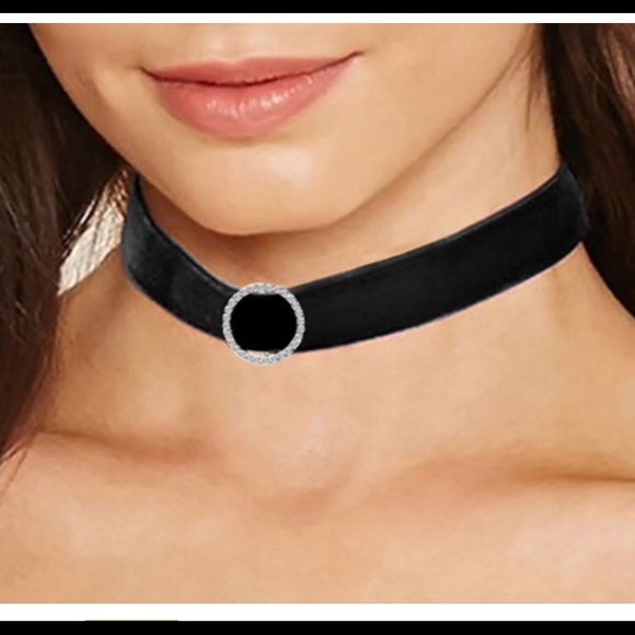 Jewelry - Velvet Choker Necklace with Crystal Circle Charm