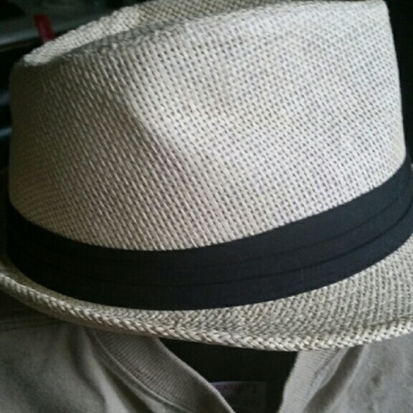 Beige black trim straw hat
