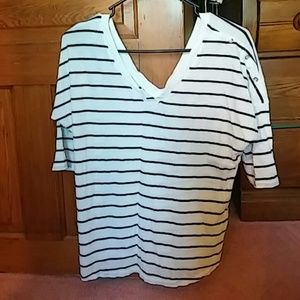 White striped midsleeve shirt