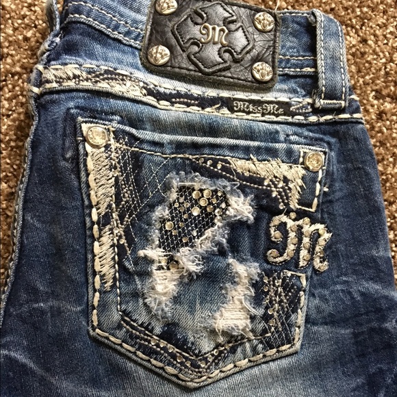Ripped miss me jeans