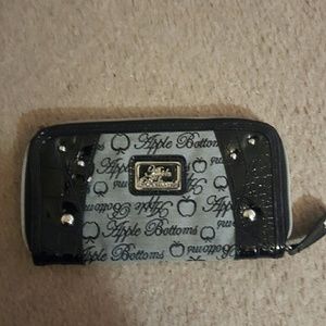Apple Bottom wallet