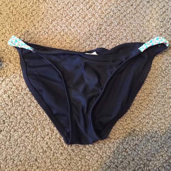 Bikini bottoms
