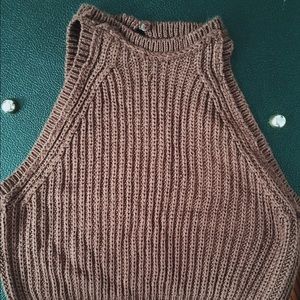 Knitted crop top
