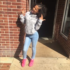 Meet your Posher, Destiny