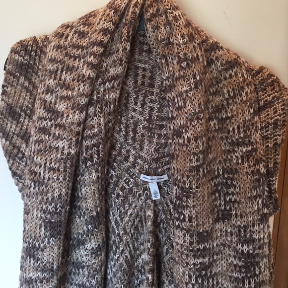 Cotton by Autumn Cashmere Vest/ Shrug - Picture 3 of 4