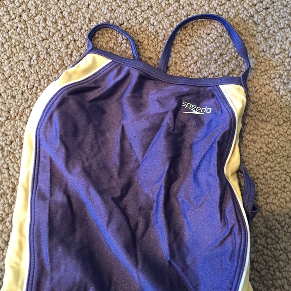 Speedo one piece - Picture 2 of 3