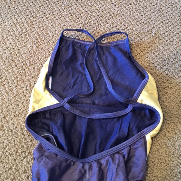 Speedo one piece - Picture 3 of 3
