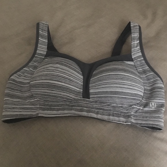 Lululemon tata tamer 34 C