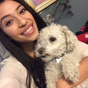 Meet your Posher, Adri