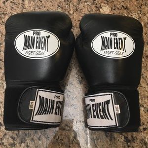 Pro Main Event Fight Gear Boxing Gloves