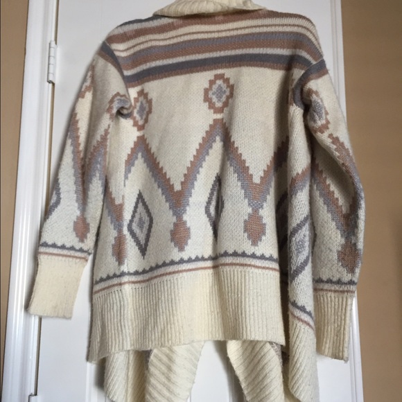 ❌SOLD❌Roxy Slouchy Tribal Sweater - Picture 2 of 3