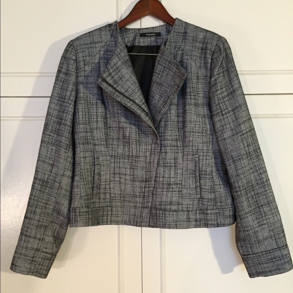 Tahari black and white moto tweed blazer size L