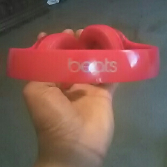 Beats by Dre headphones - Picture 2 of 4