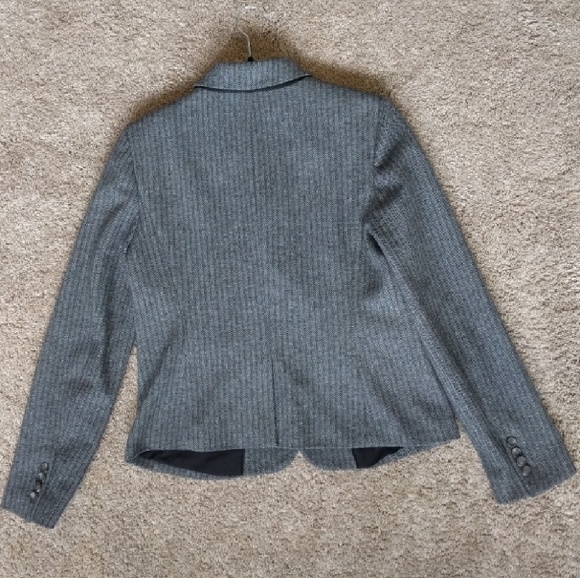 SOLD Taylor gray herringbone blazer 10 - Picture 4 of 4