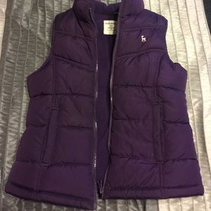 Kids girls Old Navy purple vest size M