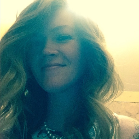 Meet your Posher, Leah