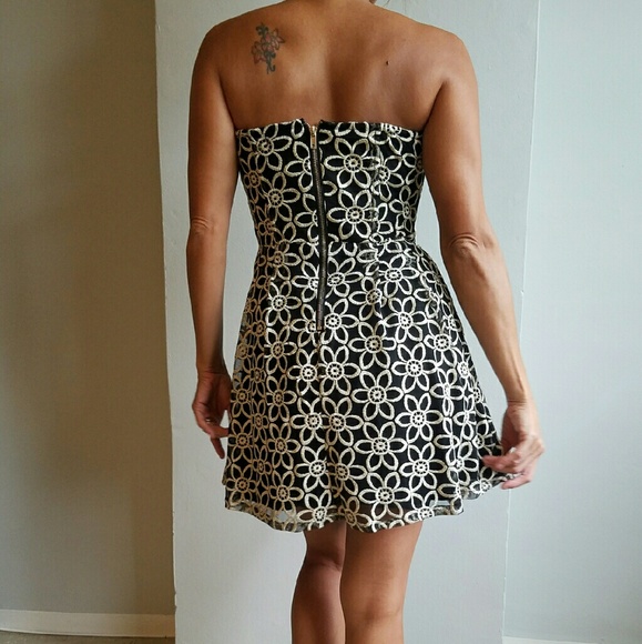 A formal strapless dress from Forever 21. - Picture 3 of 4