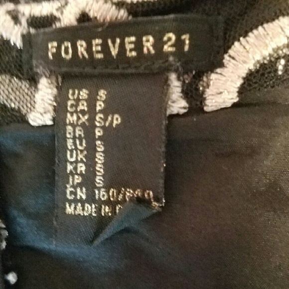 A formal strapless dress from Forever 21. - Picture 4 of 4