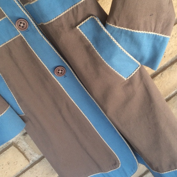 Detailed Designer Coat - Picture 3 of 4