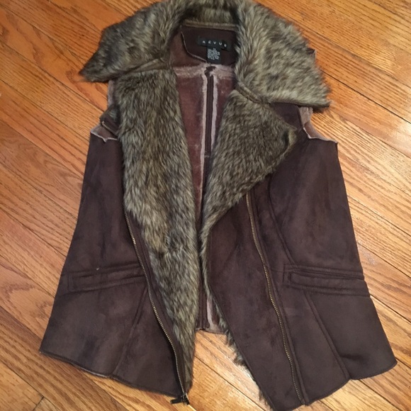 Faux fur and suede brown vest