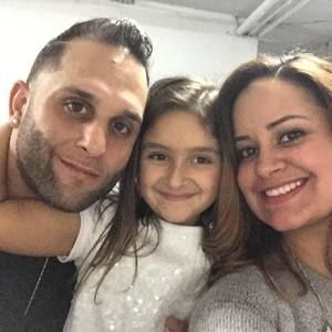 Meet your Posher, Dee