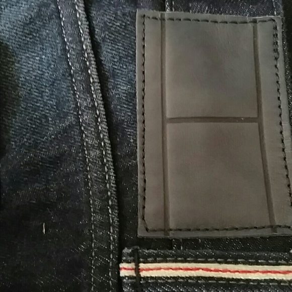 HOST PICK π Tommy Hilfiger dark denim - Picture 4 of 4