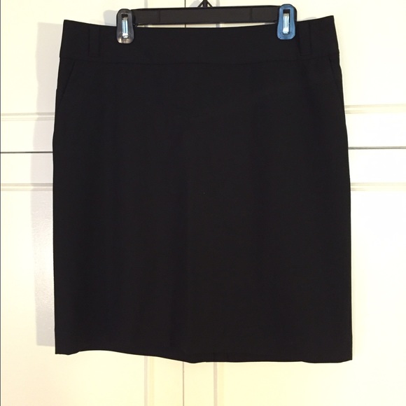 Banana Republic black suit pencil skirt 14