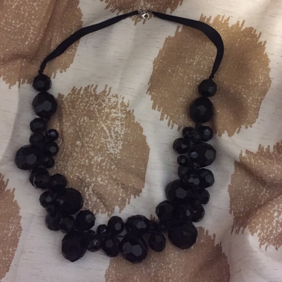 Black ball necklace