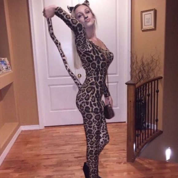 SOLD - Picture 2 of 3