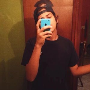 Meet your Posher, Elias