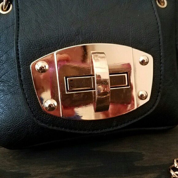 Cute black leather shoulder purse! - Picture 3 of 4