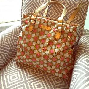 Vineyard vines purse