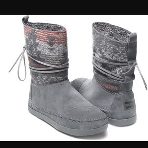 Cozy Toms boots