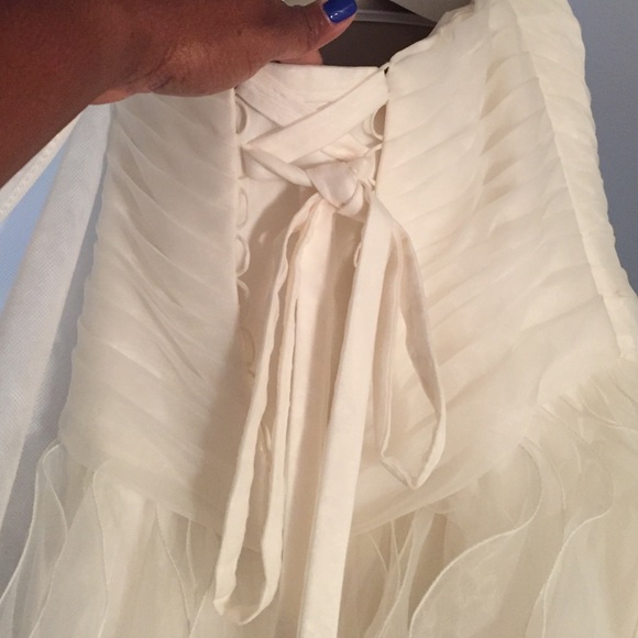 Wedding Gown👰🏾💍 - Picture 4 of 4