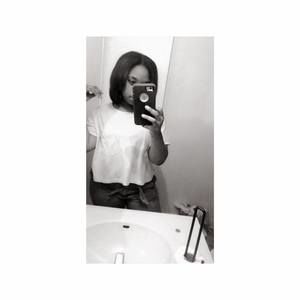 Meet your Posher, Gloria